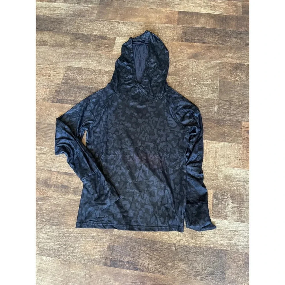 Jordann black and gray cheetah print lightweight athletic hoodie